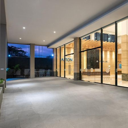 Aston Inn Tasikmalaya Exterior foto