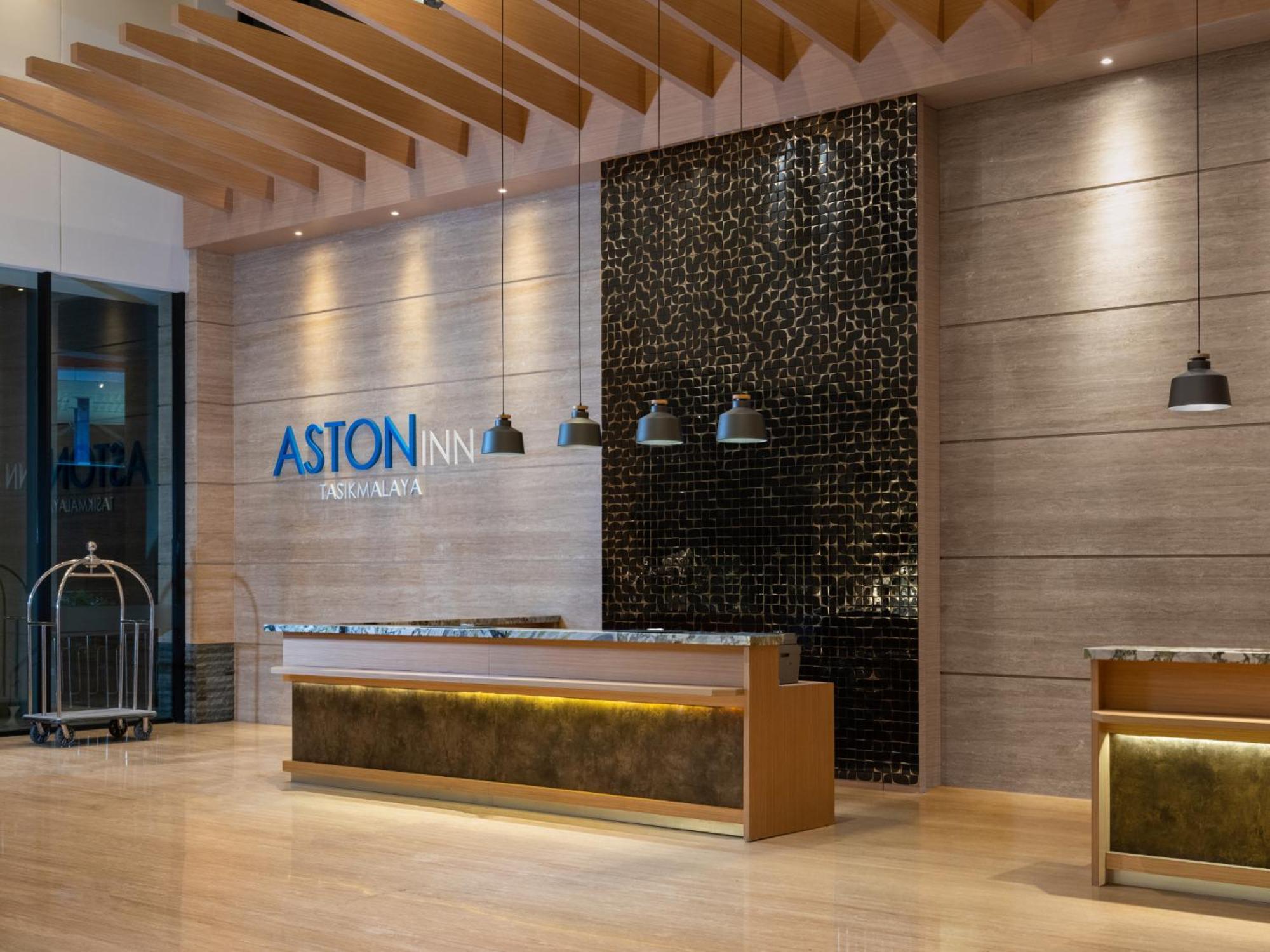 Aston Inn Tasikmalaya Exterior foto